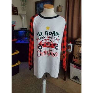 NWOT BELILY CHRISTMAS TOP